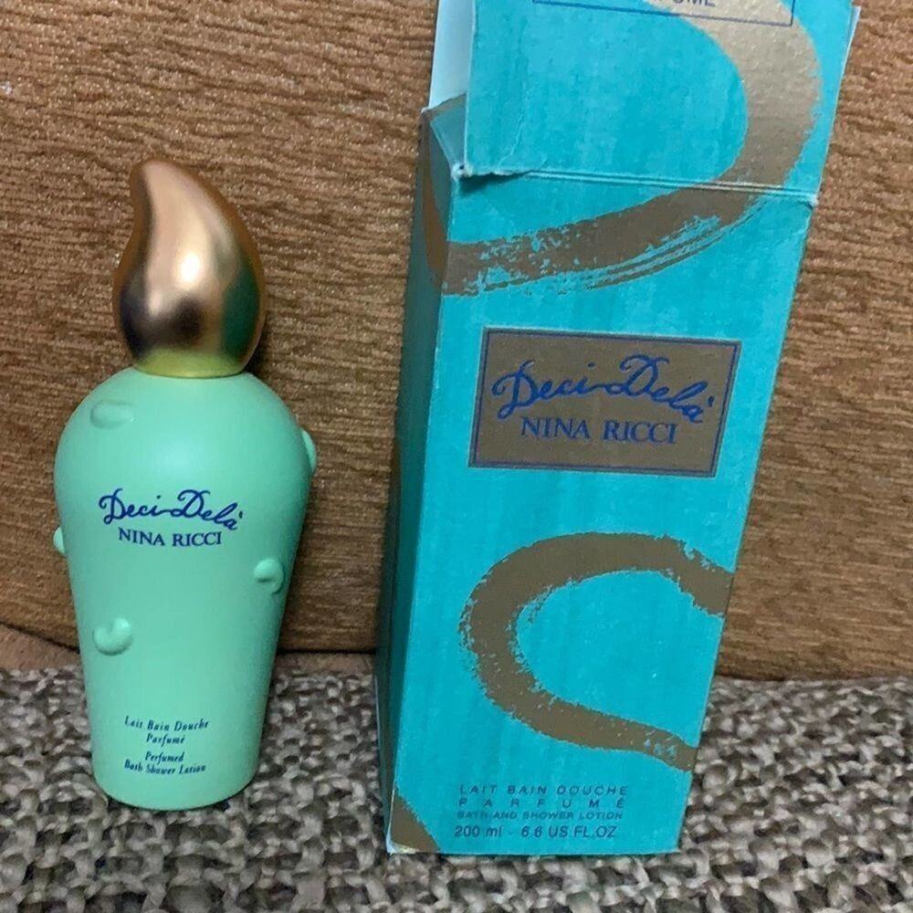 NINA RICCI PARIS PERFUME BATH SHOWER‎ LOTION 6.6 Oz